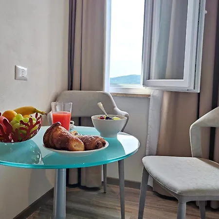 Valle Del Fiora Hotel 3*