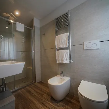 Hotel Valle Del Fiora 3*