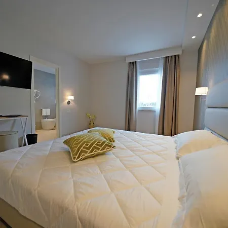 Valle Del Fiora Hotel 3*
